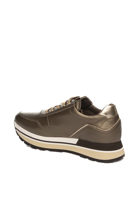 Bronze leather sneaker NERO GIARDINI | 411571BAGOYA-322